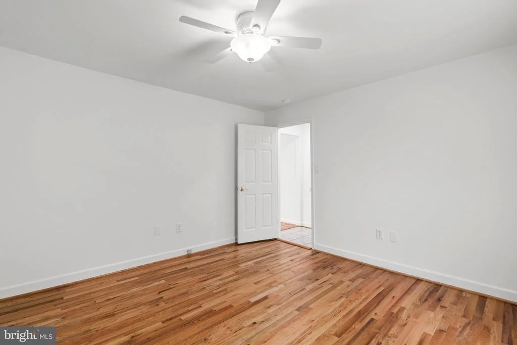 Photo of 11816 KEMP MILL ROAD