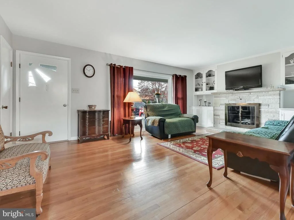 Photo of 6143 LONG BRANCH ROAD
