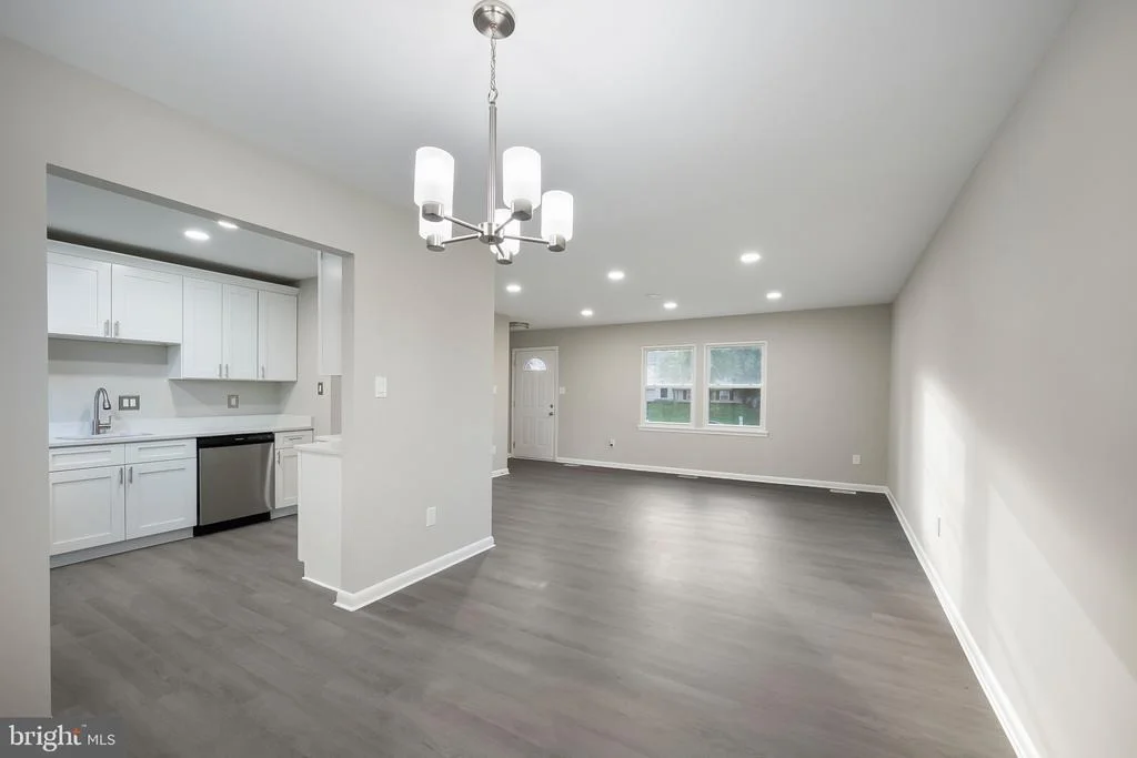 Photo of 8516 CAVALRY LANE