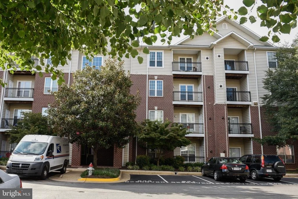 Photo of Unit 4213 at 1580 SPRING GATE DRIVE