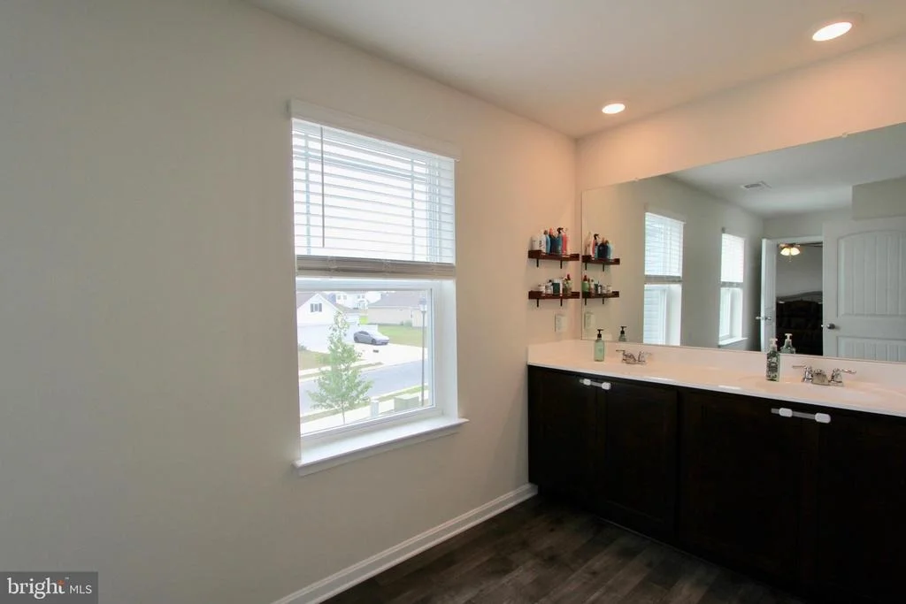Photo of 746 SEABREEZE RD