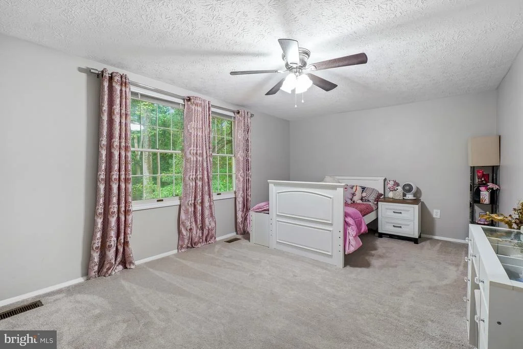 Photo of 1341 CROCKETT LANE
