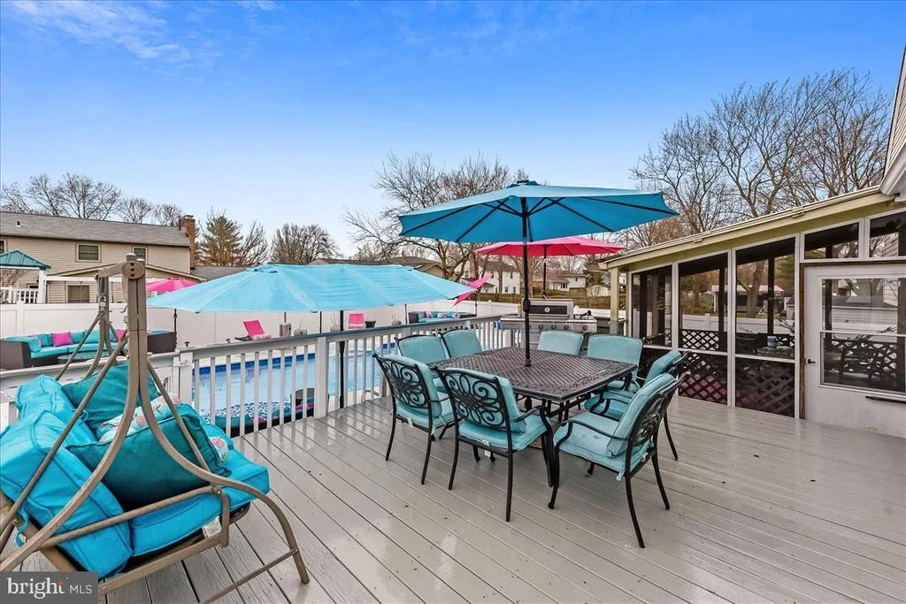 Photo of 9808 GREENVIEW LANE