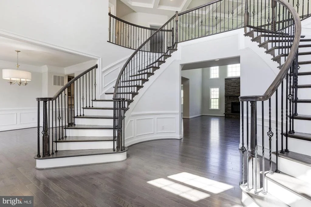 Photo of 5021 SUDLEY ROAD