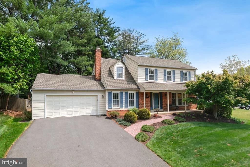 Photo of 1429 LONGHILL DRIVE