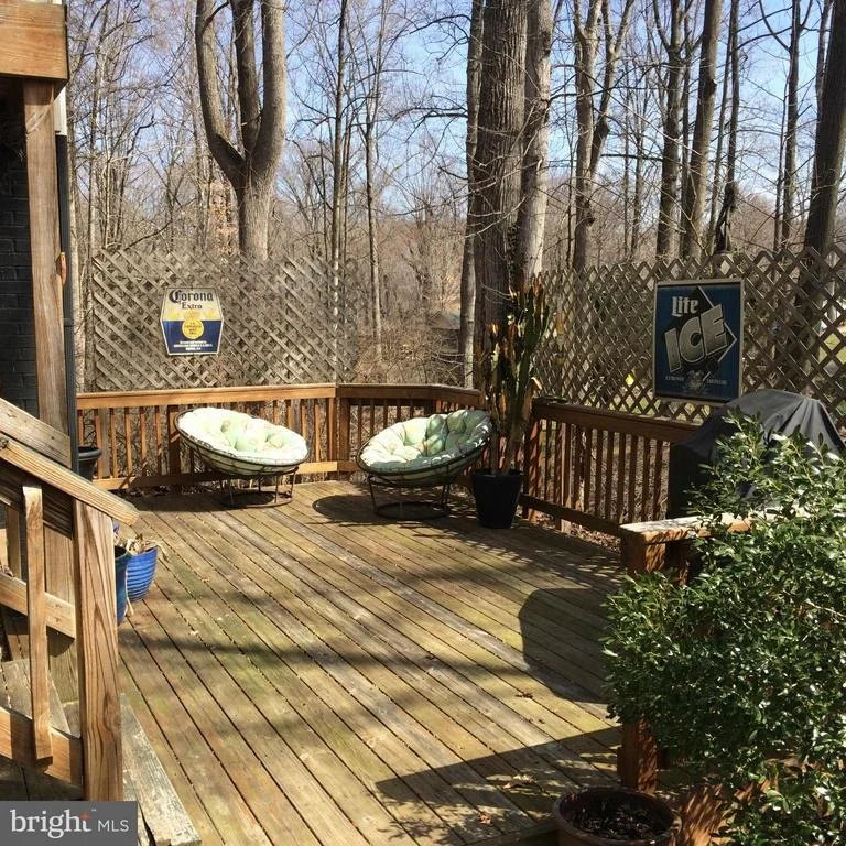 Photo of 9917 JONATHAN DRIVE