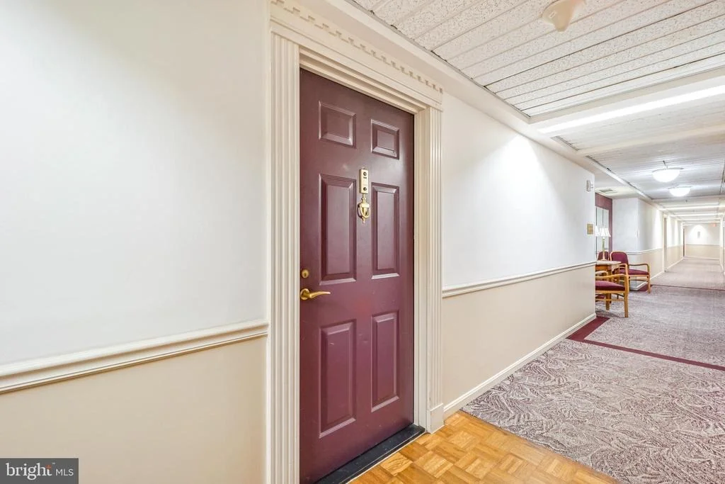 Photo of Unit 11015 at 15101 INTERLACHEN DRIVE