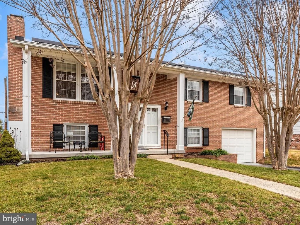 Photo of 1111 YOUNG PLACE