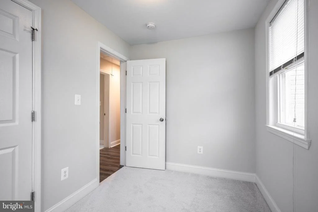 Photo of 1020 THOMAS ROAD