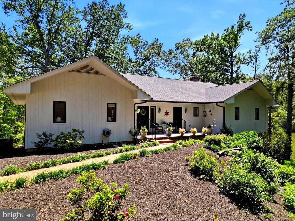 Photo of 750 LEVELGREEN RD.