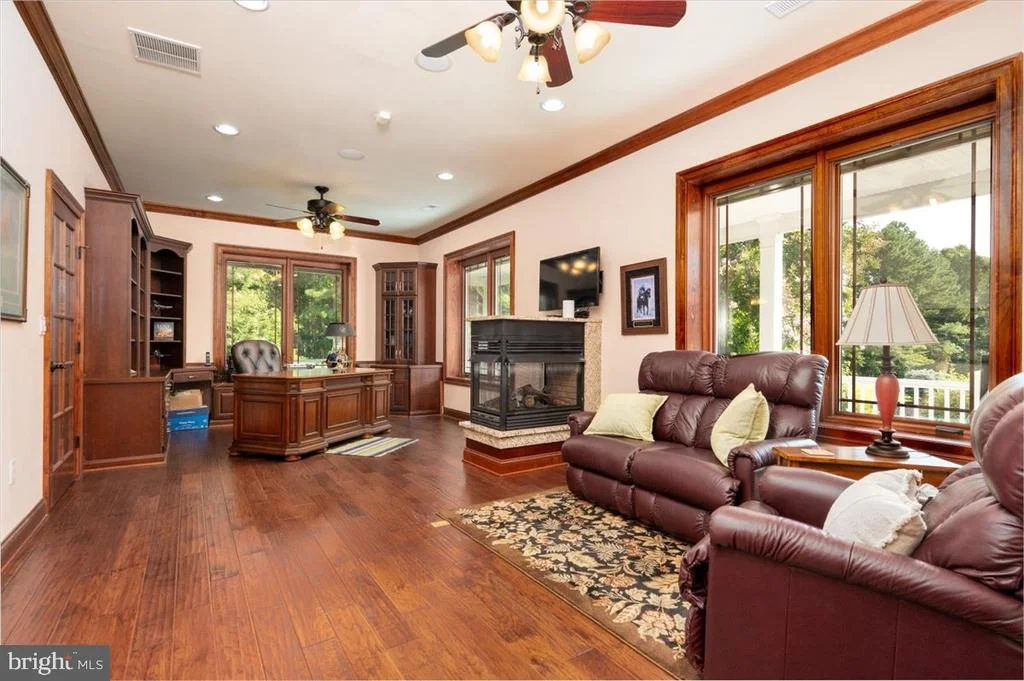 Photo of 6675 MARSHALL ROAD