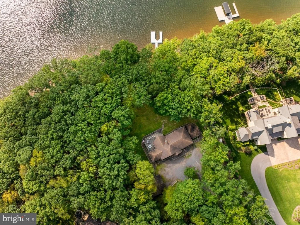 Photo of 1677 SHORELINE DRIVE