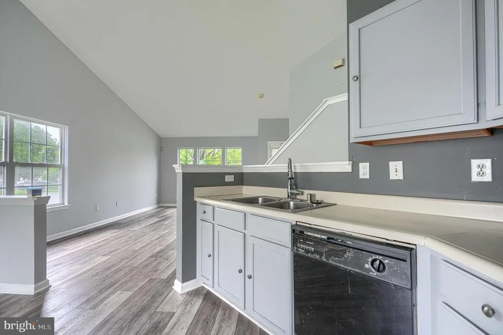 Photo of 2825 CUNNINGHAM DRIVE