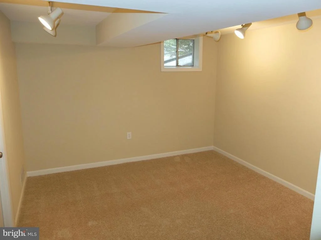 Photo of 9306 SOARING HILL ROAD