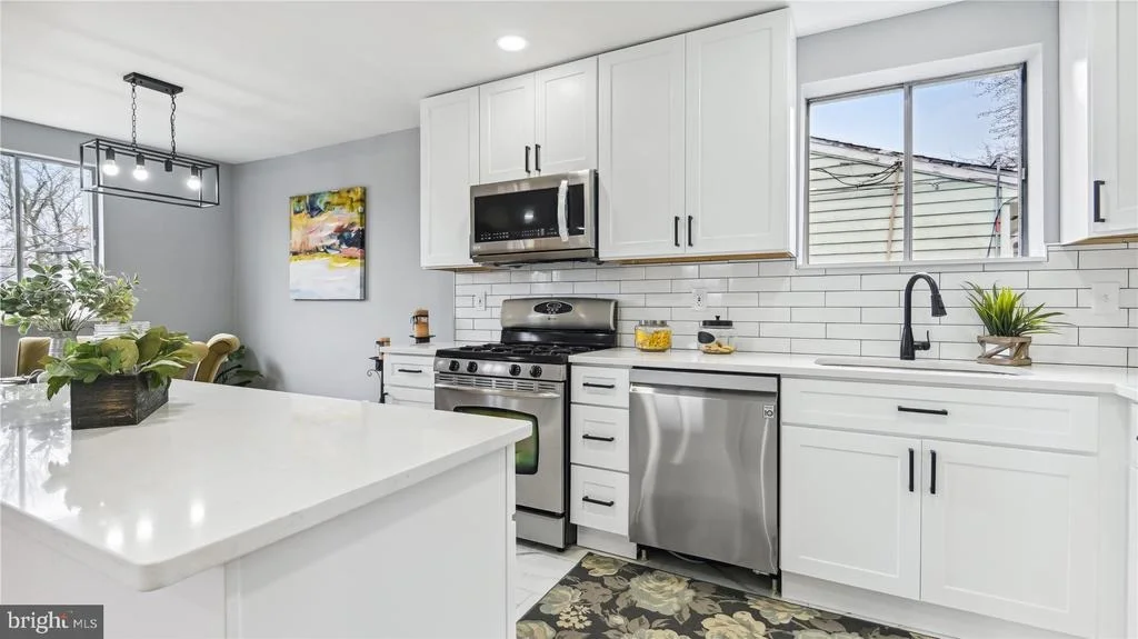Photo of 610 IVYLEAF AVENUE