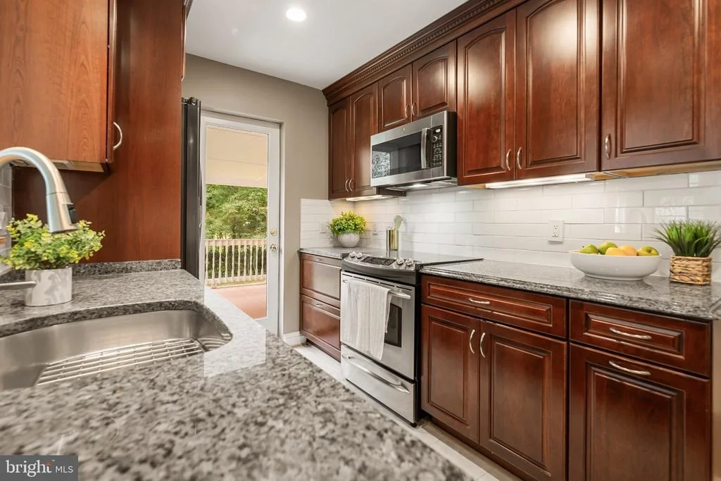 Photo of 1750 OVERLOOK DRIVE