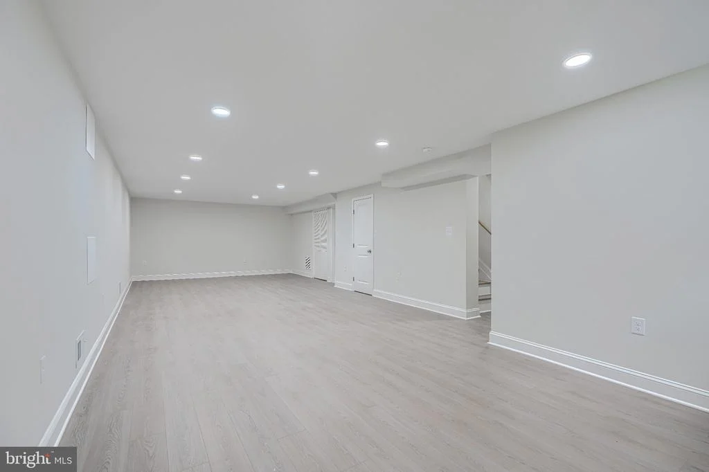 Photo of 11305 MAPLEVIEW DRIVE