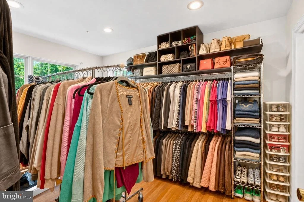 Photo of 9106 HELMSLEY DRIVE