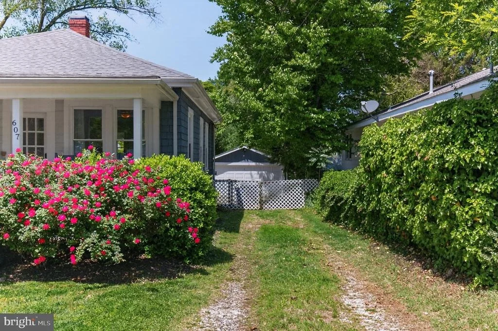 Photo of 607 MELVIN AVENUE