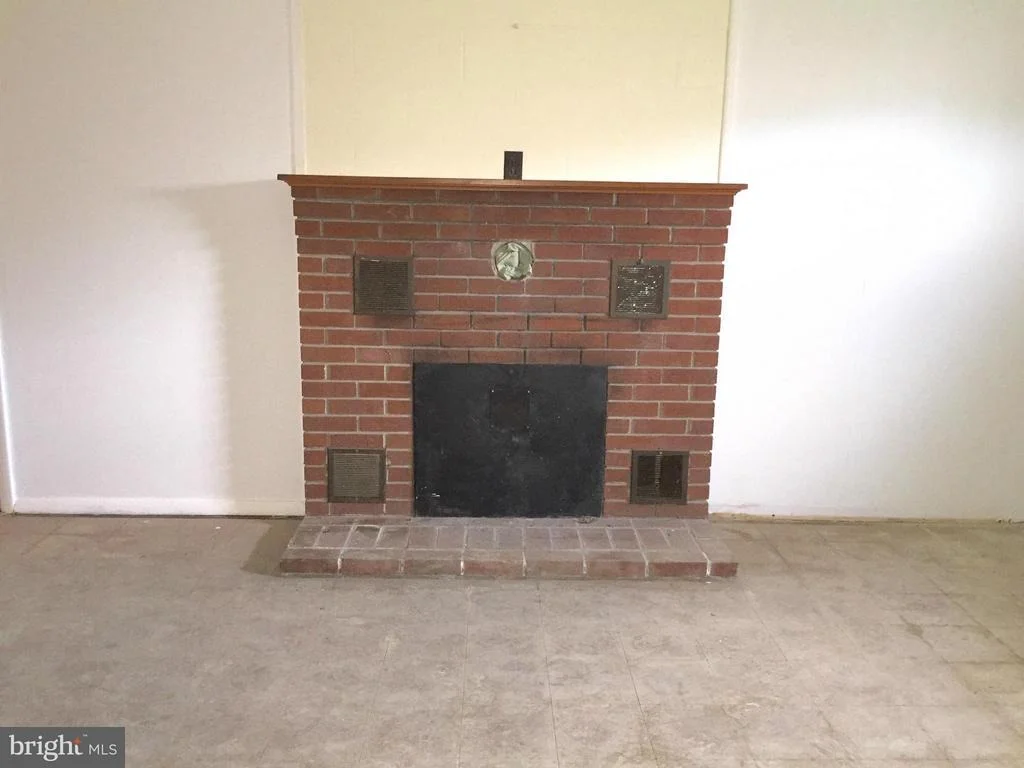 Photo of 6007 KEYSER LANE