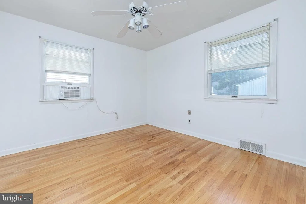 Photo of 106 PHILLIPS AVENUE