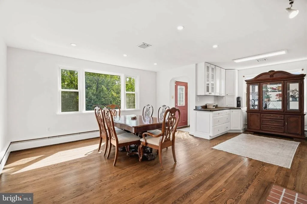 Photo of 6102 HANOVER ROAD
