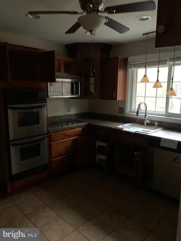 Photo of 250 WYNGATE DRIVE