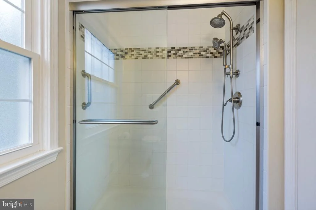 Photo of 7710 HUNTMASTER LANE