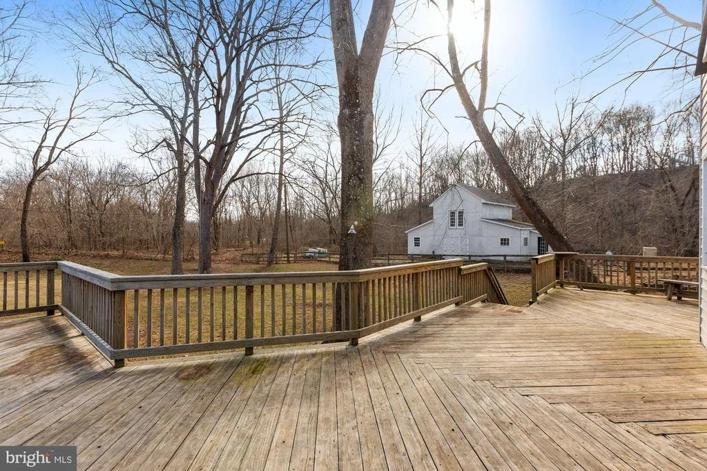 Photo of 2734 CROOKED RUN ROAD
