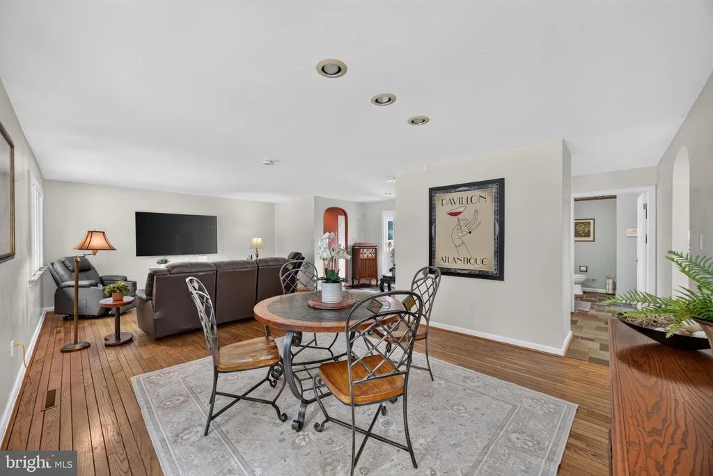 Photo of 2104 CEDAR CIRCLE DRIVE