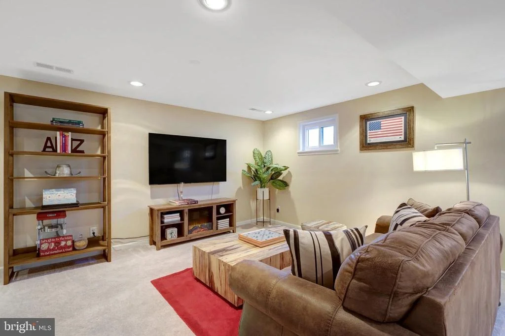 Photo of 6439 BOWIE DRIVE