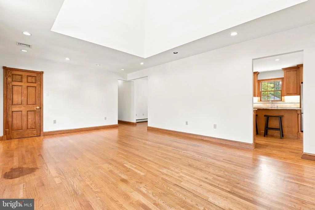 Photo of 318 DUXBURY ROAD