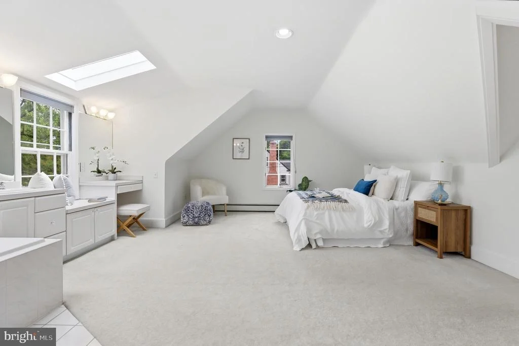 Photo of 411 LUDLOW ROAD