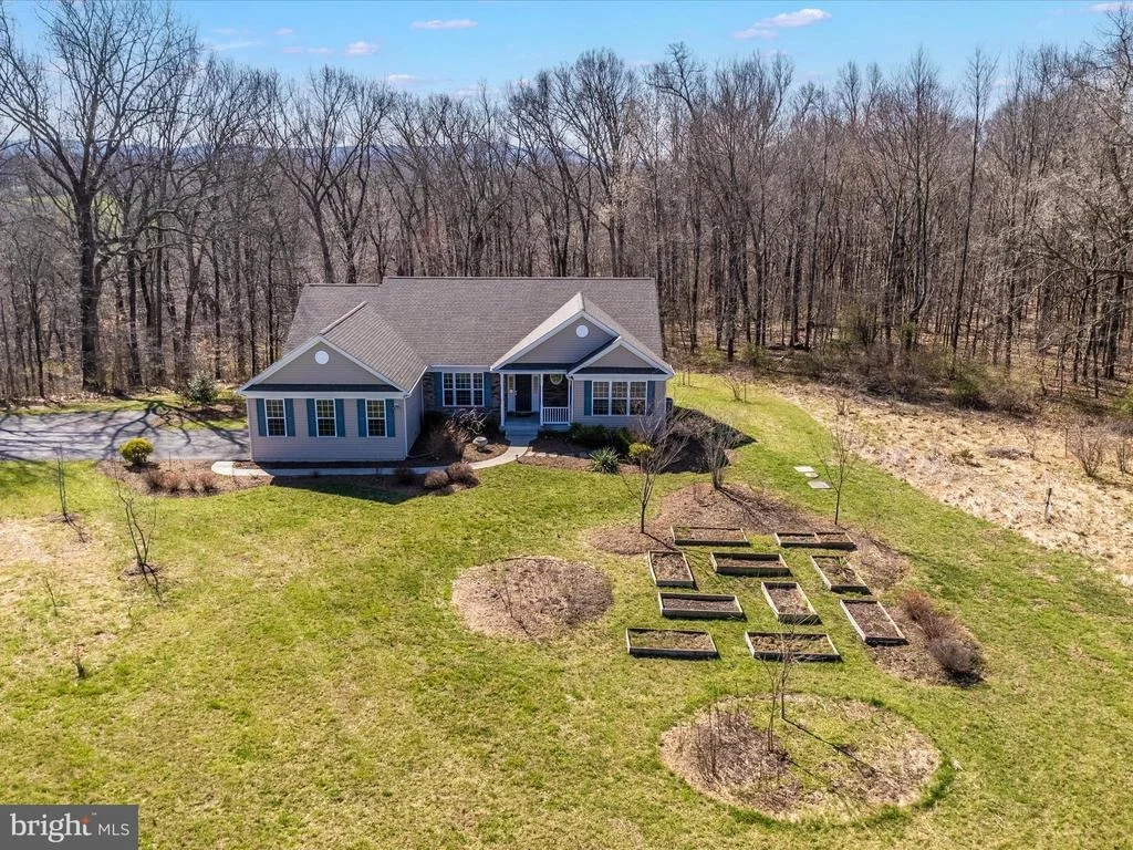 Photo of 3156 SUMANTOWN ROAD