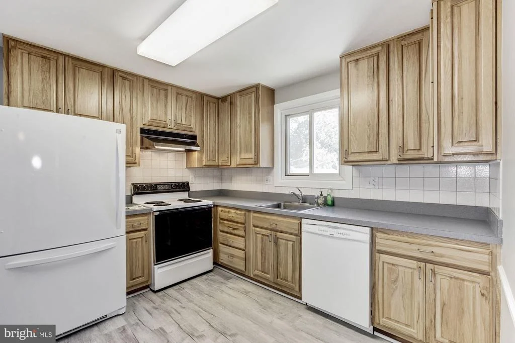 Photo of 4310 ROBERT COURT