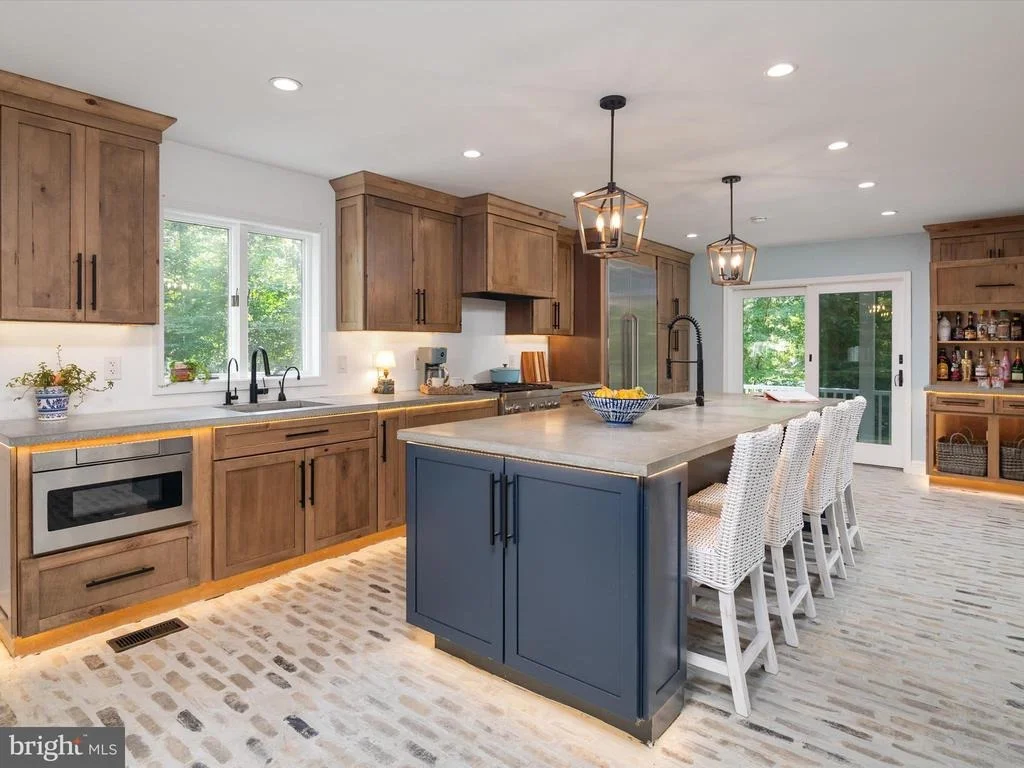 Photo of 6439 MEADOWLARK DRIVE