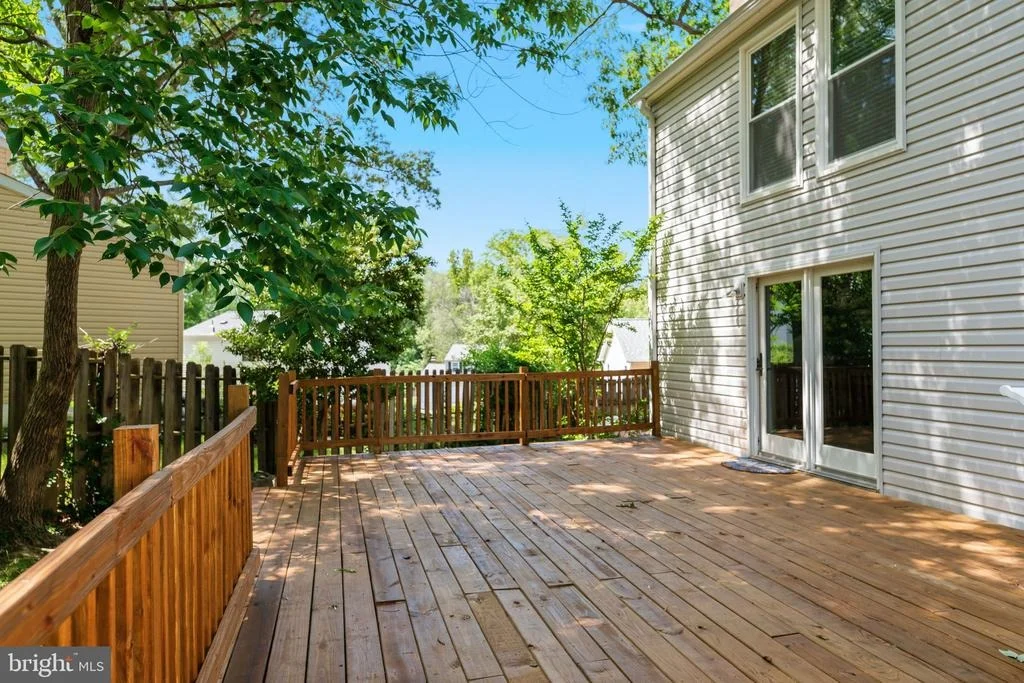 Photo of 15919 FAIRWAY DRIVE