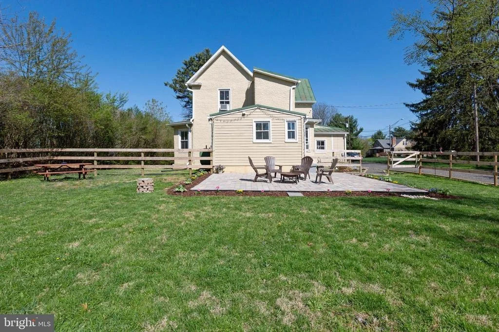 Photo of 27214 RIDGE ROAD