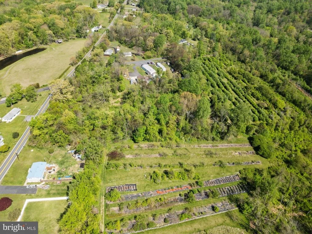 Photo of 2302 CASTLETON ROAD