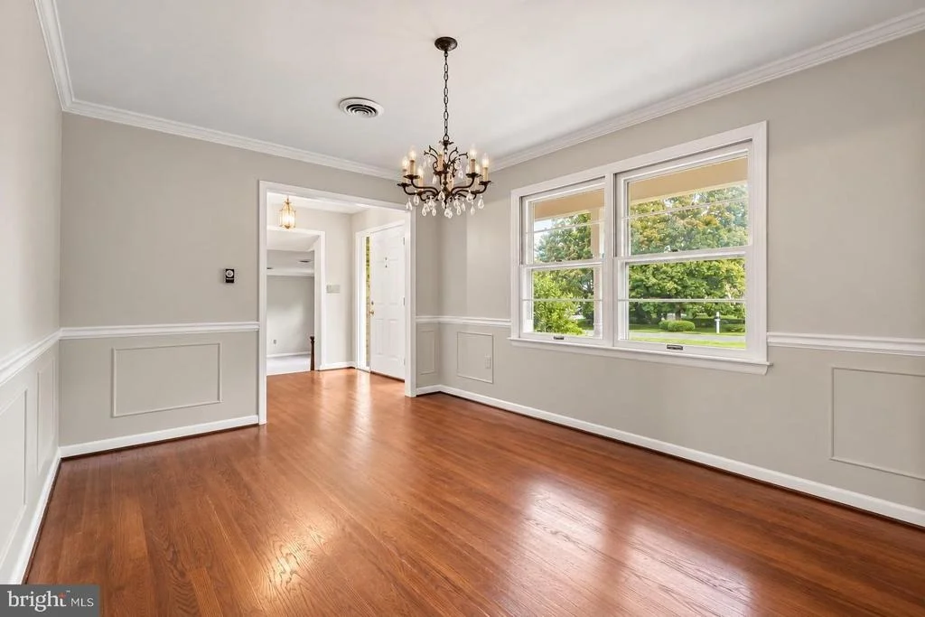 Photo of 6903 GREENVALE COURT