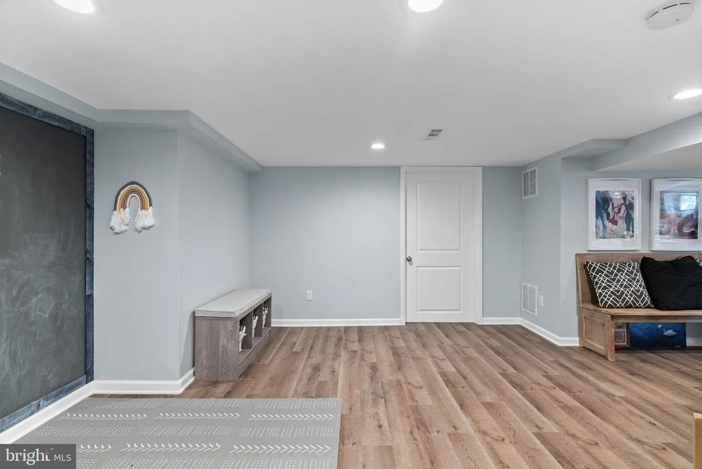 Photo of 21 DECOU AVENUE