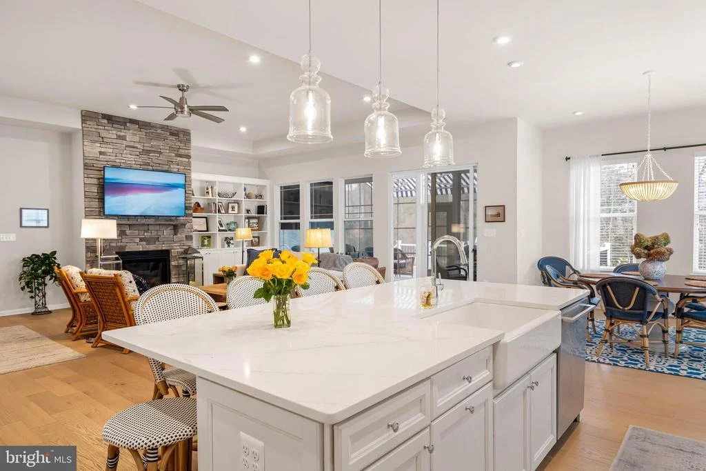 Photo of 23298 BOURBON CIRCLE
