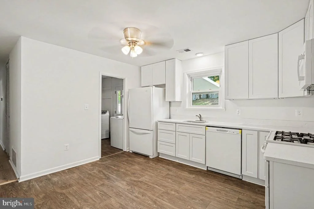 Photo of 627 SEQUOIA DRIVE