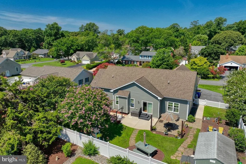 Photo of 16853 LANCASTER ROAD