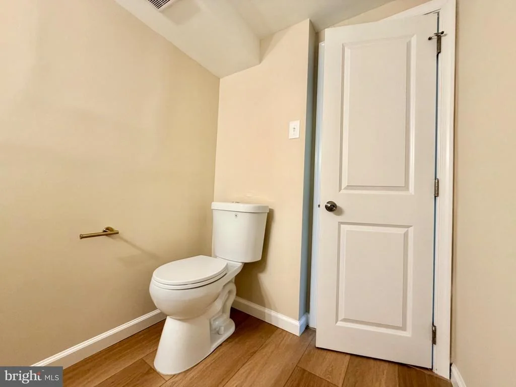 Photo of 806 SUNSET DRIVE