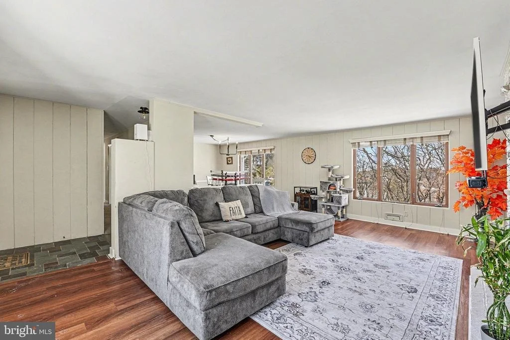 Photo of 3 MARBETH HILL