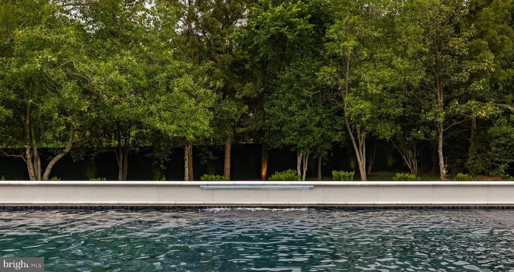Photo of 1102 CHAIN BRIDGE ROAD