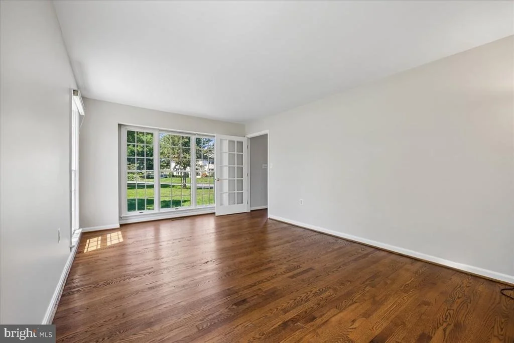 Photo of 8009 STONE RIDGE DRIVE