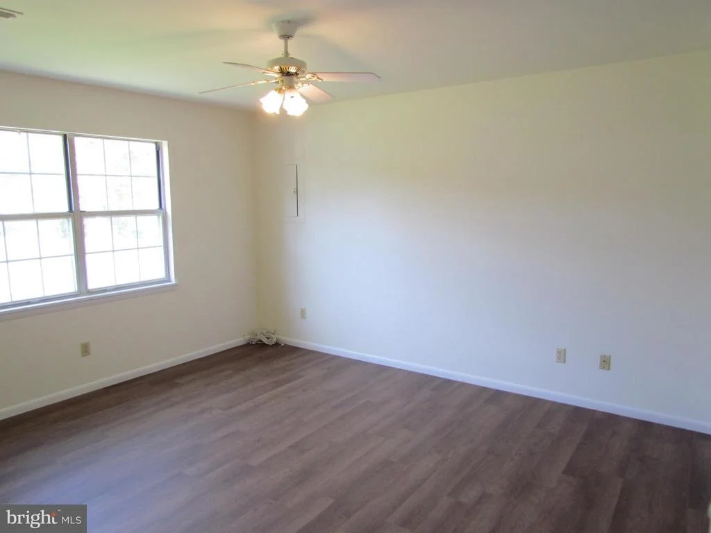 Photo of 124 TAMMIE DRIVE