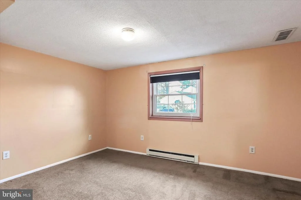 Photo of 267 LONGFORD DRIVE